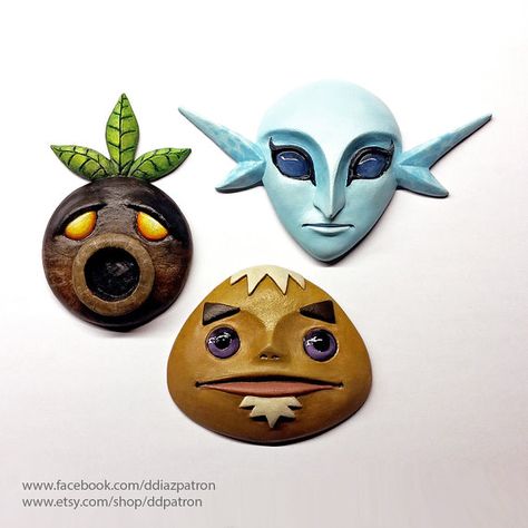 You want to save Termina from destruction? I think youre going to need this. Size (high): DEKU (10 cm / 3.94 in), GORON (8 cm / 3.15 in) and ZORA (8 cm Zelda Nursery, Zelda Diy, Zelda Party, Legend Of Zelda Majora's Mask, Nerd Decor, Mask Painting, Geek Decor, Majoras Mask, Fairy Tattoo