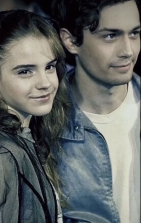 Christian Coulson, Young Tom Riddle, Emma Watson Harry Potter, Potter Head, In Meme, Harry Potter Scene, Images Harry Potter, Hogwarts Aesthetic, Harry Potter Tumblr