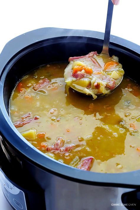 Beef Soup Slow Cooker, Corned Beef And Cabbage Soup, Corned Beef Soup, Easy Irish Recipes, Beef And Cabbage Soup, Corn Beef And Cabbage Soup, Slow Cooker Hacks, Beef Cabbage Soup, Easy Cabbage Rolls