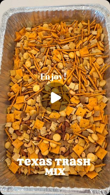 Samantha Mullino on Instagram: "Texas Trash Mix Recipe with all the measurements! Let me know if you want me to do more recipes like this 🫶🏼🥰 #recipes #easyrecipes #snacks #4thofjulyfood #recipe" Cheeto Snack Mix Recipes, Baked Chex Mix Recipes, White Trash Chex Mix Recipes, White Trash Snack Mix Recipe, Cowboy Crackers, Texas Trash Chex Mix Recipes, Cracker Mix Recipes, Trash Mix Recipe, Cowboy Snacks