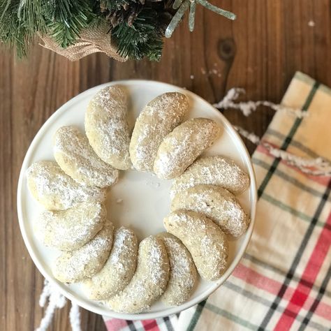 Croatian Cookies, Croatian Christmas, Recipes For Christmas Cookies, Bosnian Coffee, Croation Recipes, Ginger Spice Cookies, Almond Crescent Cookies, Christmas Cookie Baking, Coffee Together