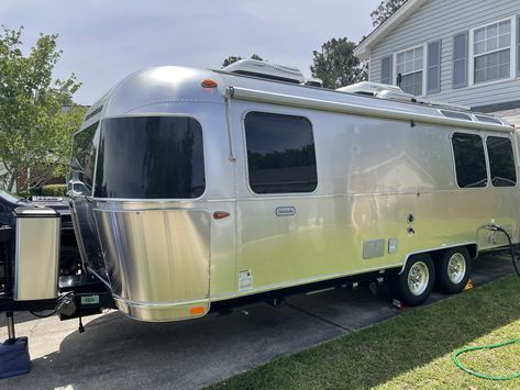 Slidell Louisiana, Battery Bike, Airstream Touring Coach, Airstream Bambi 16, Vintage Airstream Land Yacht, Airstream Bambi 20fb, Airstream Globetrotter, Airstream Travel Trailers, Airstream For Sale