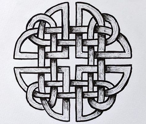 The Dara Knot: meaning, history & design explained. Scottish Knot Tattoo, Irish Symbol Tattoos, Celtic Knot Meaning, Dara Celtic Knot, Celtic Knot Meanings, Scared Heart, Celtic Symbols And Meanings, Celtic Knot Tattoo, Irish Symbols