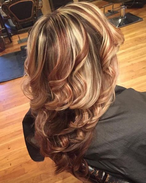 Chunky Blonde Highlights, Brown Hair With Highlights And Lowlights, Auburn Balayage, Light Brunette, Hair Highlights And Lowlights, Brown Curls, Hair Blond, Red Brown Hair, Silver Hair Color