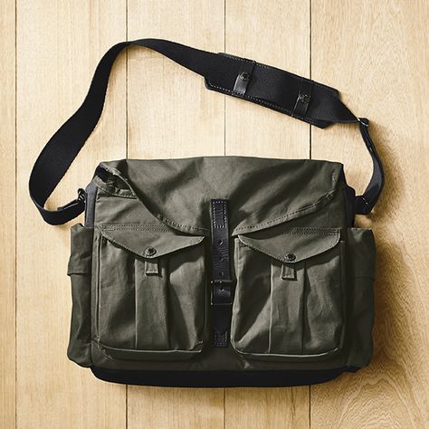 Mens Messenger Bag Fashion, David Alan Harvey, Filson Bags, Photography Bags, Steve Mccurry, Photo Gear, Army Surplus, Photo Bag, Camera Bags