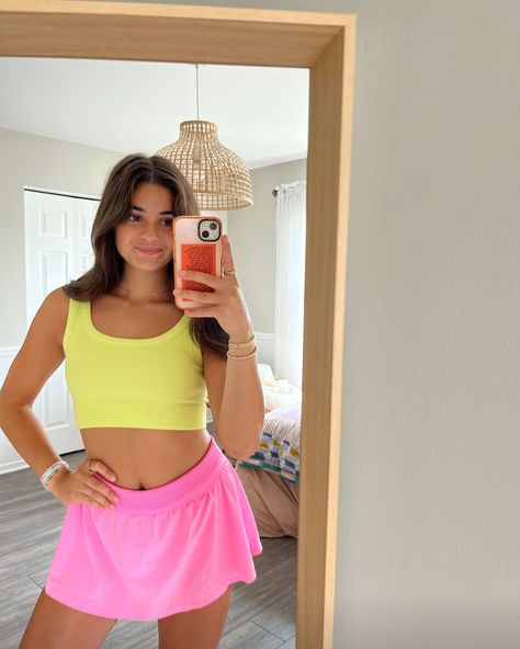 Our best selling Bryn tank for 3+ years is BACK IN STOCK! This tank is a must have for Summer 🌸🍉🍓🌼 Shop all 5 colors that are fully stocked! #seamlesstanks #summervibes #ootd #tank #womensfashion Neon Athletic Outfits, Cute Preppy Athletic Outfits, Preppy Fits Summer, Colorful Shorts Outfits, Cute Neon Outfits, Comfy Preppy Outfits, Basic Preppy Outfits, Preppy Athletic Outfits, Summer Outfits Comfy