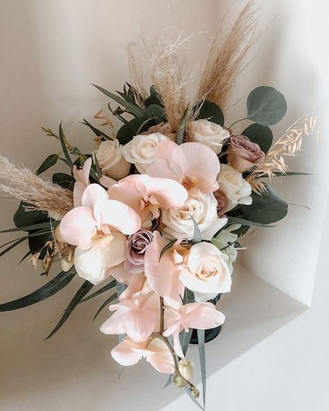 Boutique Wedding Florist |MX on Instagram: "This bridal bouquet includes some of our favourite blooms: amnesia roses, orchids , pampas and beach boho vibes ✨ designed with care and detail for Bel Venue: @bluevenadoweddings Wedding Planner : @bluevenadoweddings All flowers and decor by us: @cherry_blossom_mex" Orchids Decor, Wedding Orchids, Wedding Flowers Boho, Orchid Wedding, Boutique Wedding, Wedding Venue Decorations, Venue Decor, Beach Boho, Wedding Boutique