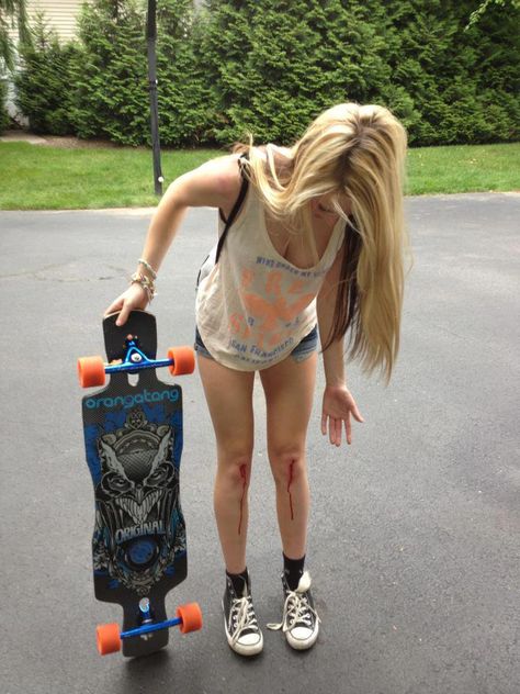 Longboarding as it's ups and downs. Gotta make sure you suit up! Skater Core, Skater Chick, Skater Girl Style, Skateboard Photos, Skater Vibes, Penny Board, Skate Girl, Skater Aesthetic, Longboard Skateboard