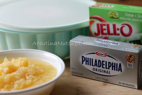 lime jello-cream cheese-pineapple Cream Cheese Jello, Lime Jello Recipes, Lime Salad Recipes, Jello Fruit, Jelly Salad, Pineapple Cream Cheese, Lime Jello Salads, Pineapple Jello, Jello Mold Recipes