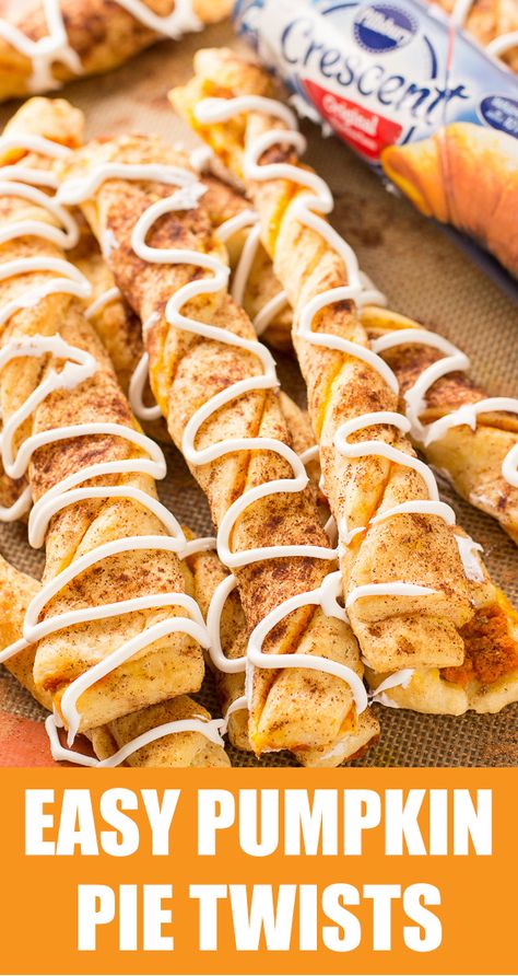 EASY PUMPKIN PIE TWISTS MADE WITH CRESCENT ROLLS! SO GOOD! #pumpkinspice #pumpkin #thanksgiving #desserts #creamcheeseicing #halloween #crescentrolls #easyrecipes #recipes Pumpkin Thanksgiving Desserts, Pumpkin Pie Twists, Quick Thanksgiving Recipes, Thanksgiving Bread, Thanksgiving Food Sides, Easy Thanksgiving Recipes, Thanksgiving Desserts Easy, Best Thanksgiving Recipes, Thanksgiving Cakes