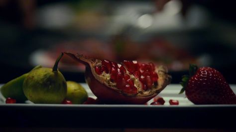 Janice poon - food stylist on Hannibal Hannibal Food, Hannibal Aesthetic, Nbc Hannibal, Fava Beans, Thanksgiving Design, Fancy Food, Hannibal Lecter, Blood Red, Caramel Apples