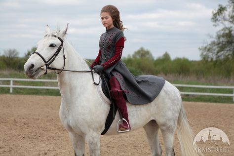 Horse Senior Pictures, Riding Skirt, Thigh High Suede Boots, Medieval Fashion, Horse Photos, Horse Girl, Thigh High Boots, A Train, Suede Boots