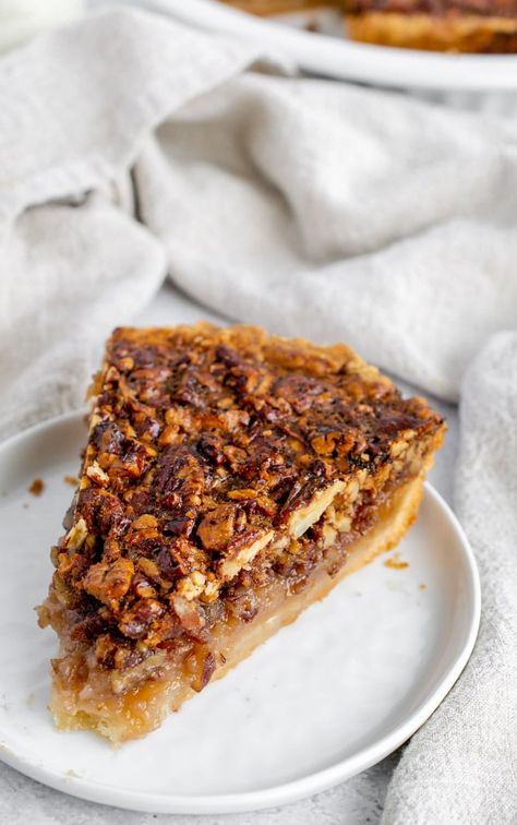 Best Gluten Free Pecan Pie - fitandfull.ca Pecan Pie Gluten Free, Gluten Free Pecan Pie, Gluten Free Pecan, Pecan Pie Crust, Pecan Pie Filling, Gluten Free Crust, Best Gluten Free, Crunchy Pecans, Gluten Sensitivity