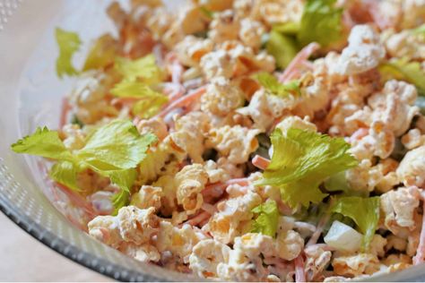 Popcorn Salad, Mayonnaise Dressing, Cheese Popcorn, Popcorn Seasoning, Crunchy Salad, Creamed Spinach, Sugar Snap Peas, Snap Peas, Retro Recipes