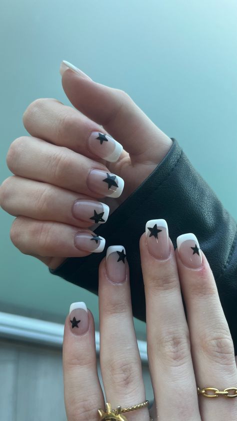 Nails Star, Stars Nails, Short French Tip Nails, Teen Nails, 2023 Nails, Star Nail, Cute Short Nails, Grunge Nails, Work Nails