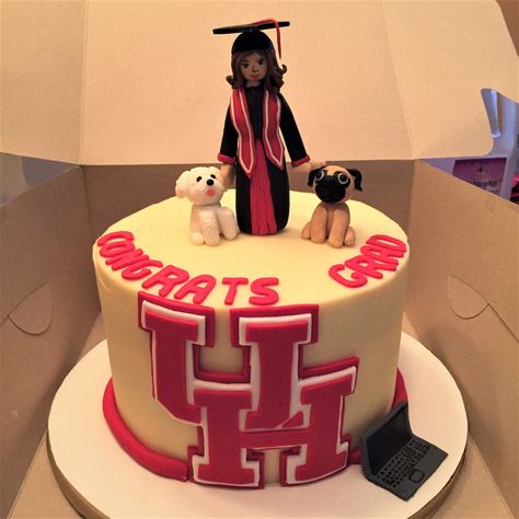 University Of Houston Cake, Beauty School Graduation, Graduation University, College Vision Board, University Of Houston, Dream College, Dream School, Congrats Grad, Beauty School