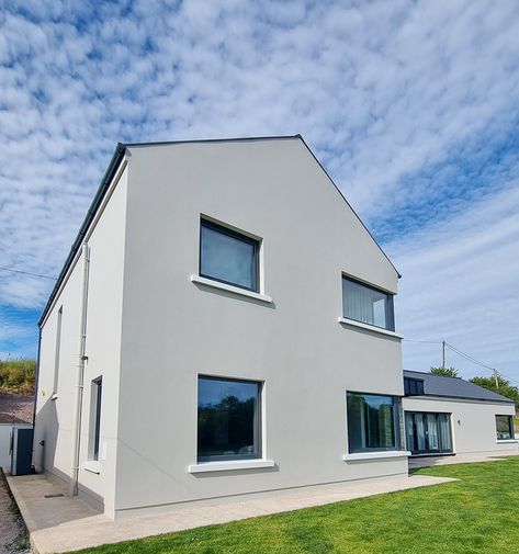 Many thanks to Premier Painting for allowing us to reshare one of their fantastic exterior projects.    For this new build house, the team used a combination of two popular Dulux Weathershield colours, "Cashel Clay" and "Achill White". To ensure a flawless finish, they applied 3 coats to all surfaces!  🎨 Cashel Clay  - Dulux Weathershield 🎨 Achill White  - Dulux Weathershield 📍 Paints supplied by Donal & the fantastic team in our Bachelor's Quay store New Build Exterior, Dulux Weathershield, New Build House, Build House, Exterior Painting, Paint Supplies, New Build, Many Thanks, New Builds