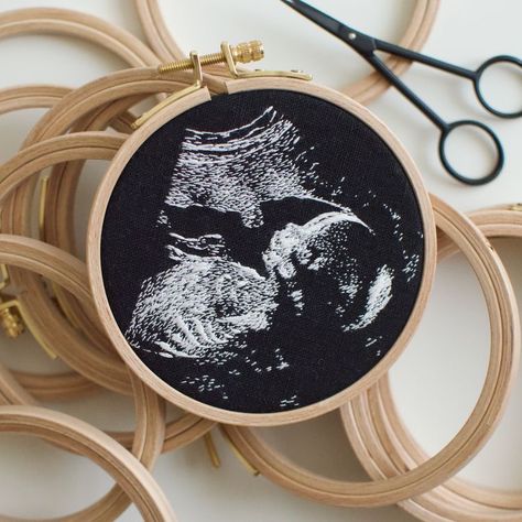 Baby Ultrasound, Ultrasound Pictures, Baby Keepsakes, Mom Pictures, Moms Crafts, Embroidered Art, Sewing Embroidery Designs, Hand Embroidery Art, Cool Ideas