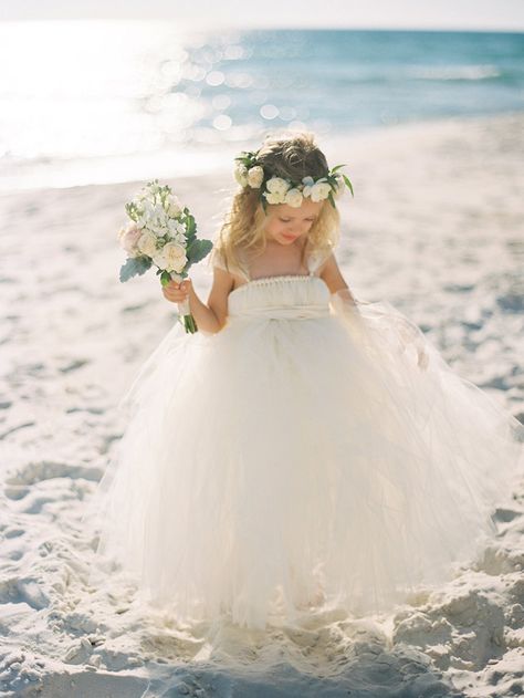 Corona Beach Flower Girls, Beach Flower Girl Dresses, Cheap Flower Girl Dresses, Beach Wedding Flowers, Flower Girl Dresses Tutu, Girl Beach, White Flower Girl Dresses, Wedding Flower Girl Dresses, Flower Girl Tutu