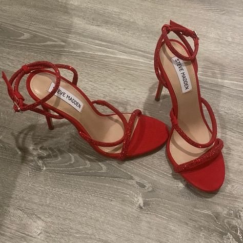 STEVE MADDEN red heels, size 7 Steve Madden Red Heels, Prom Shoes For Red Dress, Red Prom Dress Heels, Shoes For Red Prom Dress, Black Prom Dress Red Heels, Heels For A Red Dress, Black Dress Red Heels Prom, Red Heels With Black Dress, Heels For Red Dress Prom