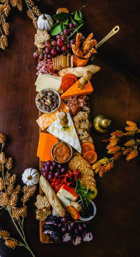 Dinner Charcuterie, Thanksgiving Charcuterie Board, Fall Appetizers Easy, Thanksgiving Charcuterie, Fall Charcuterie, Modern Honey, Cheese Display, Charcuterie Spread, Fall Appetizers