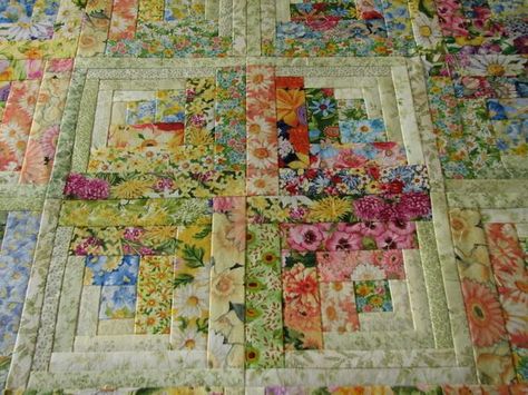 I don't have enough floral fabrics to do this, but I really like it Watercolor Quilt, Log Cabin Quilt Blocks, Quilting Board, Stem Challenge, Cabin Quilt, Quilt Tutorial, Log Cabin Quilts, Log Cabin Quilt, Floral Quilt