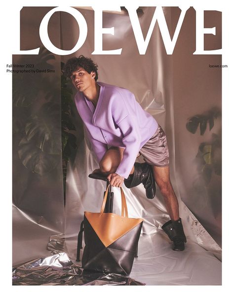 Omar Apollo x LOEWE | Wasserman Loewe Campaign, Loewe Fall 2023, Omar Apollo, Body Gestures, Mobile Banner, Boxing Coach, David Sims, Fashion Network, How To Express Feelings