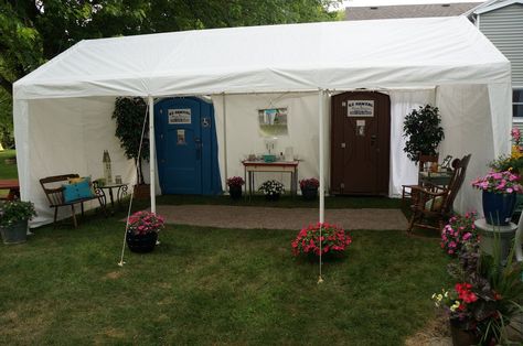 Backyard Wedding Bathroom Ideas, Porta Potty Hand Washing Station, Diy Tent Lighting Wedding, Portapotty Wedding, Outdoor Wedding Bathroom Ideas, Fancy Porta Potty, Porta Potty Decorating Ideas, Wedding Porta Potty, Porta Potty Wedding