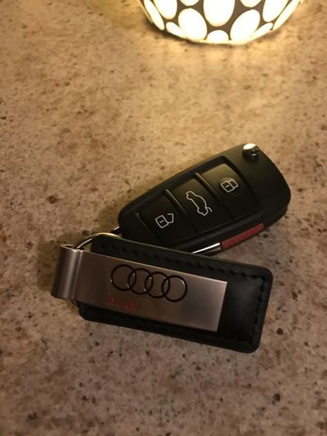 Keys Aesthetic, Audi Car, Aesthetic Ig, Lux Cars, Document Sign, Pretty Pics, Simple Love Quotes, Luxury Lifestyle Dreams, Audi Cars