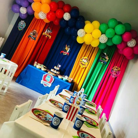 Paw Patrol Balloon Arch, Paw Patrol Balloon Garland, Paw Patrol Birthday Cake Boys, Paw Patrol Party Ideas, Paw Patrol Balloons, Paw Patrol Birthday Decorations, Paw Patrol Party Decorations, Kids Party Ideas, Paw Patrol Decorations