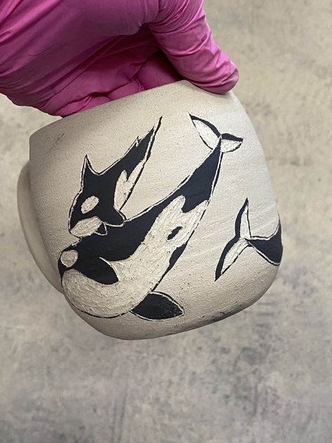 Scrafito Designs, Graffito Pottery, Scrafito Pottery, Scrafito Ceramics, Whale Pottery, Diy Pottery Painting, Coil Pots, Pottery Painting Designs, Clay Diy Projects