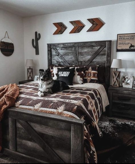 Western Bedroom Bedding, Western Room Bedding, Dark Western Room Aesthetic, Country Styled Bedroom, Rustic Country Room Ideas Bedrooms, Western Bedroom Ideas For Men, Cute Bedroom Ideas Country, Rustic Western Bedding, Western Spare Bedroom