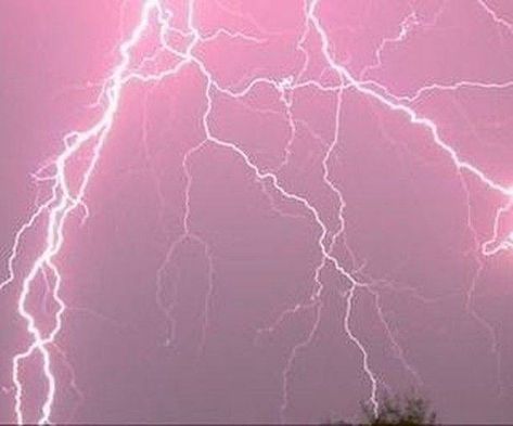 #Lightning pink lightning and sky image The Sky, We Heart It, Lost, Lighting, Pink