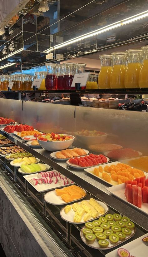 College Cafeteria Aesthetic, Breakfast Hotel Aesthetic, Hotel Breakfast Aesthetic, Food Esthetics, Hotel Breakfast Buffet, Cafeteria Design, Stem Club, Hotel Buffet, Hotel Lobby Design