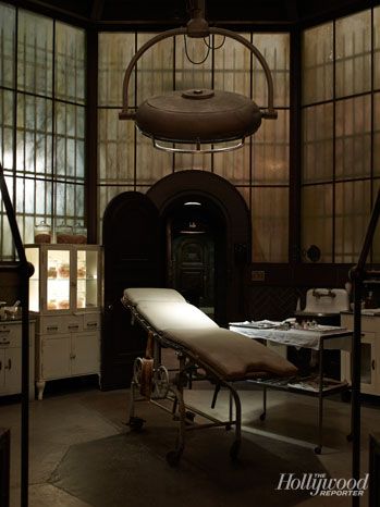 'American Horror Story: Asylum': The Spookiest Set on Television Bioshock Aesthetic, American Horror Story Asylum, The Modern Prometheus, Insane Asylum, Bg Design, Hospital Room, The Evil Within, Vintage Medical, Bioshock