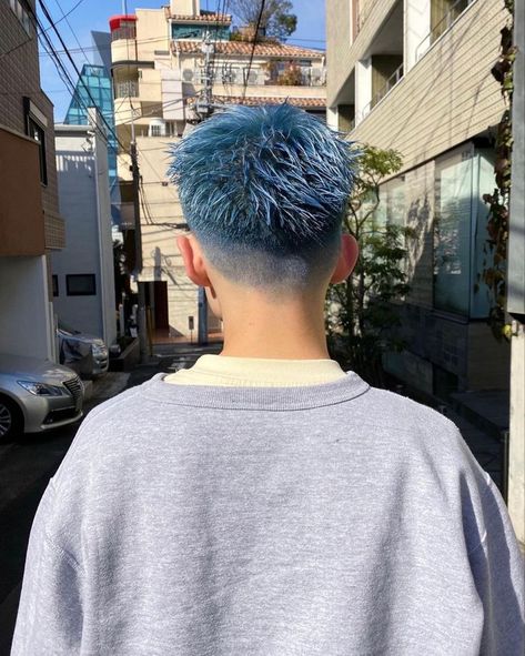 Men’s Dyed Hair, Blue Buzzcut, Bleached Hair Men, Short Dyed Hair, Dyed Hair Men, Shaved Hair Designs, Buzzed Hair, Tomboy Hairstyles, Men Hair Color