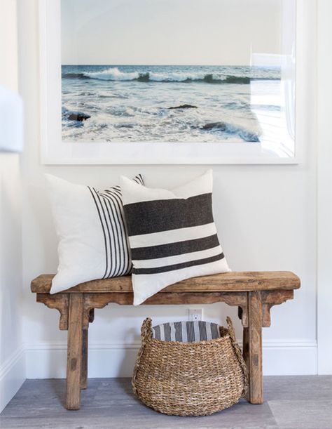 Interior Design Coastal Modern, Coastal Framed Wall Art, Coastal Bathroom Wall Decor, Nautical Core, Wall Artwork Ideas, Entryway Diy, Coastal Entryway, Cozy Sitting Area, Coastal Living Rooms