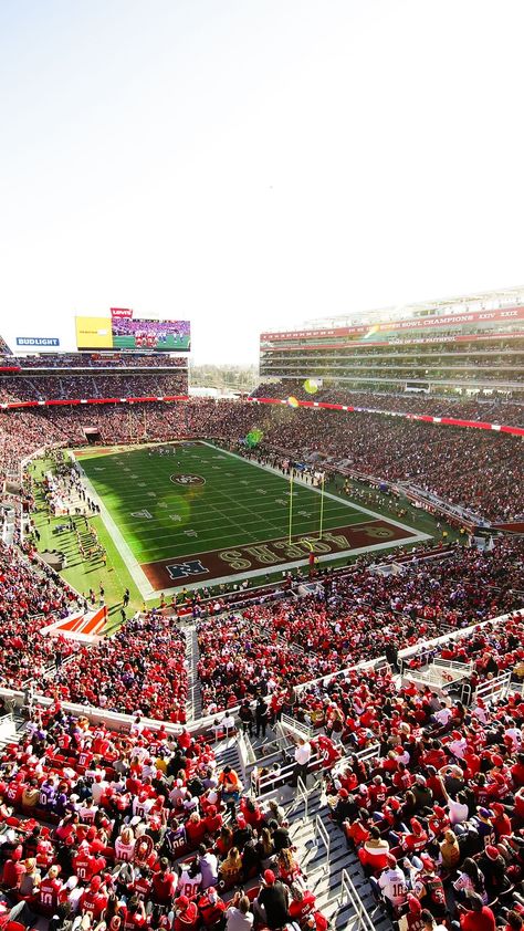 Nfl Football Stadium, 49ers Pictures, Collage Football, 49ers Super Bowl, San Francisco 49ers Football, Nfl 49ers, Vision Board Photos, 49ers Football, Sf 49ers