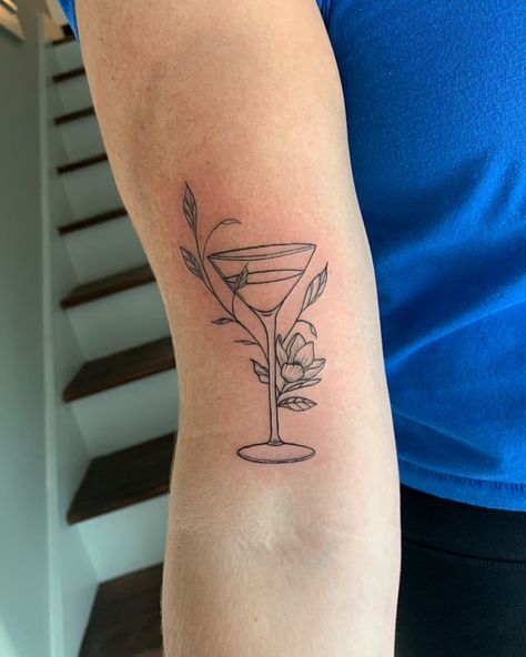 🍸🌸🌷custom from today! ★・・・・・・★・・・・・・★ • • • • • • • #tattooart #tattooartist #martinitattoo #cocktailtattoo #bartendingtattoo #customtattoo #illustration #floraltattoo #flowertattoo Margarita Drink Tattoo Design, Margarita Tattoo Design, Drink Tattoo, Cocktail Tattoo, 1942 Tequila, Beer Tattoos, Margarita Drink, Line Tattoos, July 12