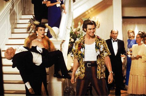 "Ace Ventura: When Nature Calls" movie still, 1995.  Jim Carrey as Ace Ventura. Ace Ventura Pet Detective, Pet Detective, Comedy Actors, Ace Ventura, 90s Trends, Picture Movie, Jim Carrey, Movie Stills, Sony Pictures