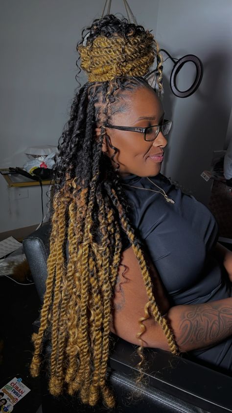 Island Twists Over Locs, Maroon Locs, Twists Over Locs, Hair Tease, Dreadlocks Journey, Loc Crown, December Hairstyles, Locks Styles, Girl Locs