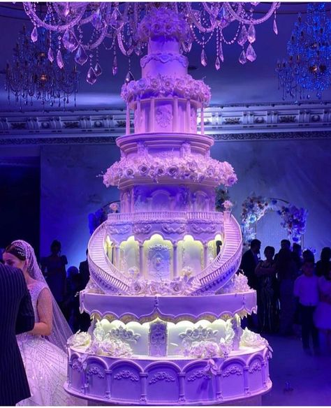 17 Luxury Wedding Cake Ideas - The Glossychic