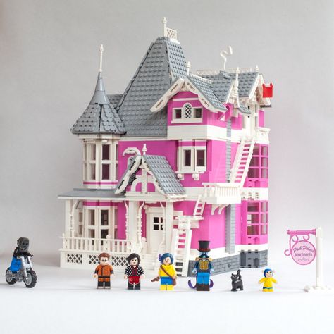 Pink Palace Coraline, Pink Palace Apartments, Best Lego Sets, Coraline Art, Coraline Movie, Coraline Aesthetic, Coraline Doll, Coraline Jones, Pink Palace