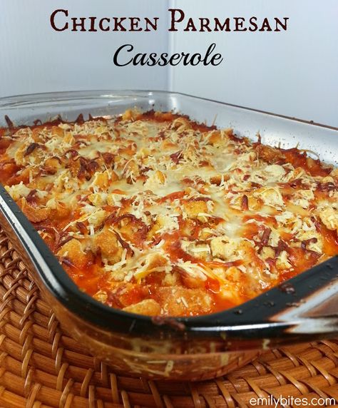 #WeightWatchers Friendly Recipes: Chicken Parmesan Casserole Emily Bites, Parmesan Casserole, Resepi Ayam, Chicken Parmesan Casserole, Diced Chicken, Recipes Chicken, Milkshakes, Ww Recipes, Chicken Parmesan