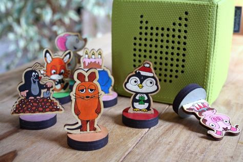 DIY Tonies from wooden laser cut parts - Gambrius Tech Blog Laser Wood Projects, Sticker Projects, Wood Crafts For Kids, Nfc Sticker, Wood Inspiration, Wood Decorations, Wood Projects For Kids, Games For Children, Wood Games