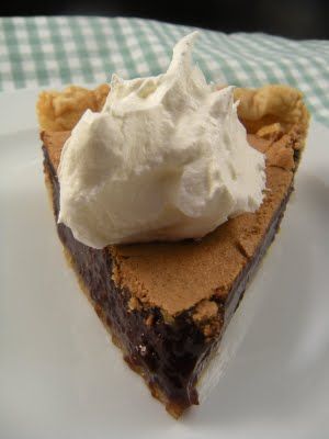 For The Help fans... a recipe for Minnie's chocolate pie. Minus the secret ingredient. PS- It's amazing, and took me about 5 minutes to make! Chocolate Pie From The Help, Mississippi Pie, Slice Of Pie, Chocolate Pie, Chocolate Pies, Köstliche Desserts, Pie Dessert, Yummy Sweets, Secret Ingredient