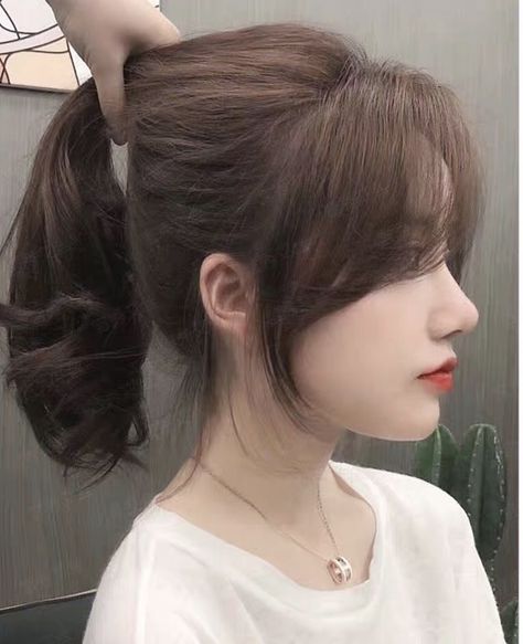 Haircut Korean Girl, Korean Medium Haircut With Bangs, Korean Long Hair, Korean Short Hair, Hair Style Korea, Bangs With Medium Hair, Hairstyles For Layered Hair, Shot Hair Styles, Haircuts For Medium Hair