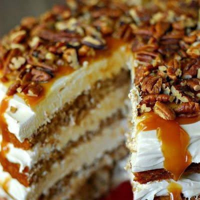 Caramel Apple Mousse Cake @keyingredient #cake #cheese #caramel Apple Mousse Cake, Success Cake, Apple Mousse, Super Torte, Caramel Mousse, Torte Cupcake, Fall Cakes, A Piece Of Cake, Apple Desserts