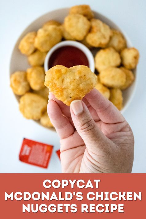 Ever wanted to make your own McDonald’s Chicken Nuggets at home? Here’s how with our easy copycat recipe! Diy Chicken Nuggets, Mc Nuggets, Chicken Nuggets Recipe, Mcdonalds Chicken, Homemade Chicken Nuggets, Chicken Nugget Recipes, Nuggets Recipe, Cheesy Garlic Bread, Chicken Diy