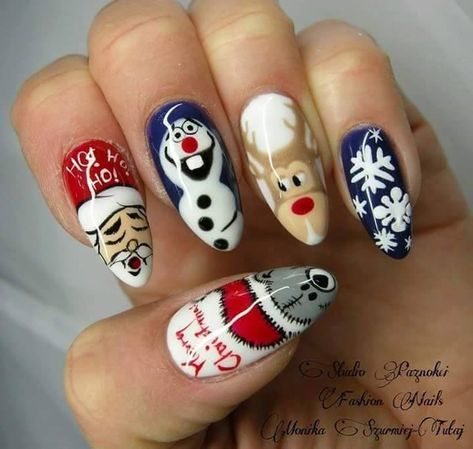 Funny Christmas Nails Snow Nail Designs, Blue Christmas Nails, Snow Nails, Festive Nail Designs, Cute Simple Nails, Matte Nails Design, Christmas Nail Art Designs, Black Nail Designs, Round Nails